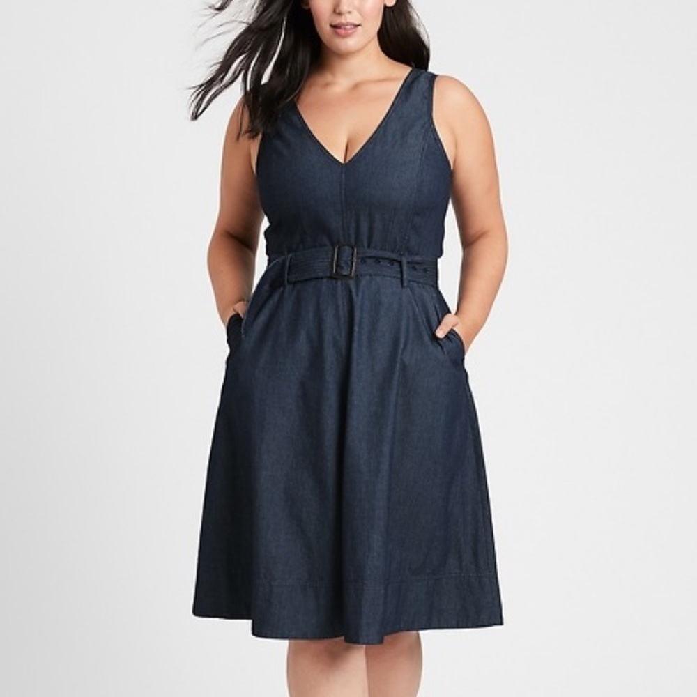 Banana Republic indigo blue denim belted dress 23611